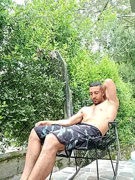 BustyBrunette44 – webcam model profile photo Image 13