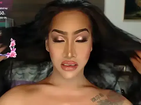 akamilasweetcm101 – webcam model profile photo Image 5