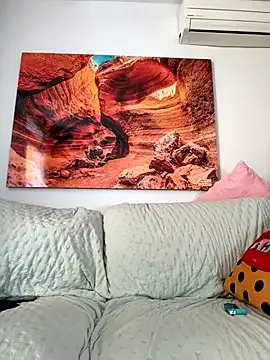 Lucky-cat88 – webcam model profile photo Image 8