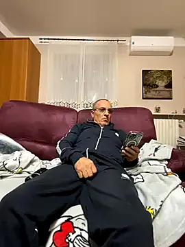 EddieAdams – webcam model profile photo Image 18