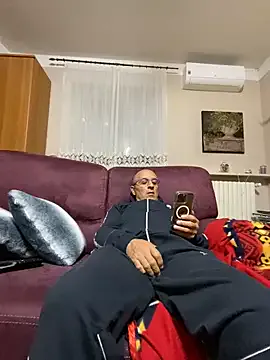 EddieAdams – webcam model profile photo Image 19