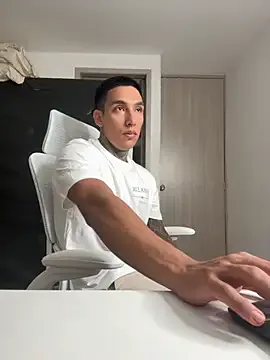 Sothisqueen – webcam model profile photo Image 12