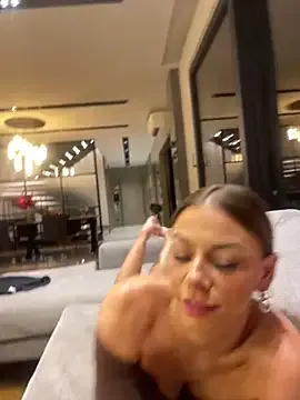 SaraMonntoya – webcam model profile photo Image 9