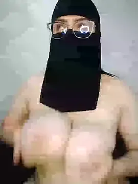 Doutei-Sayonara – webcam model profile photo Image 2