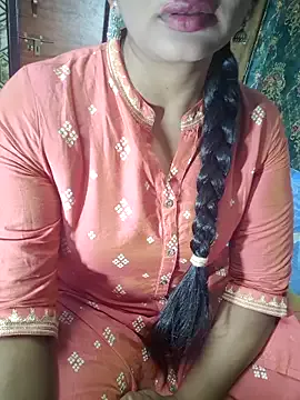 NAUGHTYaryana – webcam model profile photo Image 14