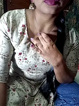 NAUGHTYaryana – webcam model profile photo Image 19