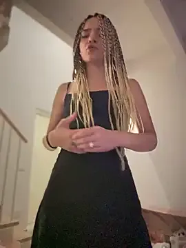 akamilasweetcm101 – webcam model profile photo Image 11