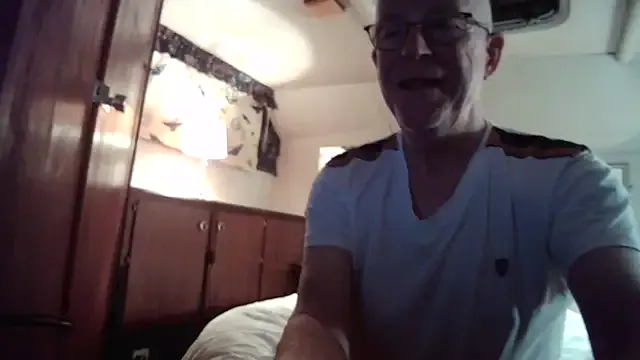 Anto_Fox – webcam model profile photo Image 12