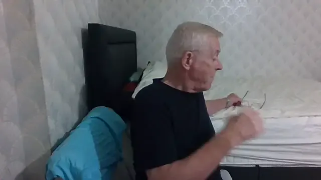 Anto_Fox – webcam model profile photo Image 8