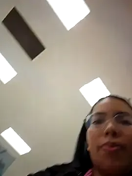 JoiDivision – webcam model profile photo Image 19