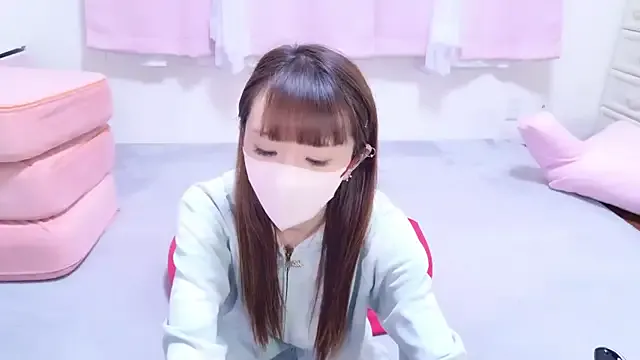 Alyaxht webcam show Image 6