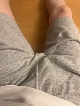 LucySkyvy – webcam model profile photo Image 5