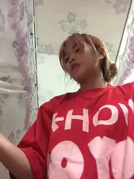 JuliettaBasset – webcam model profile photo Image 3