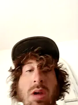 BustyBrunette44 – webcam model profile photo Image 8