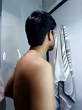 SamuParker – webcam model profile photo Image 10