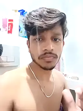 SamuParker – webcam model profile photo Image 4