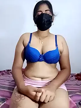 SexyMona – webcam model profile photo Image 12