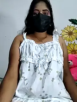 SexyMona – webcam model profile photo Image 3