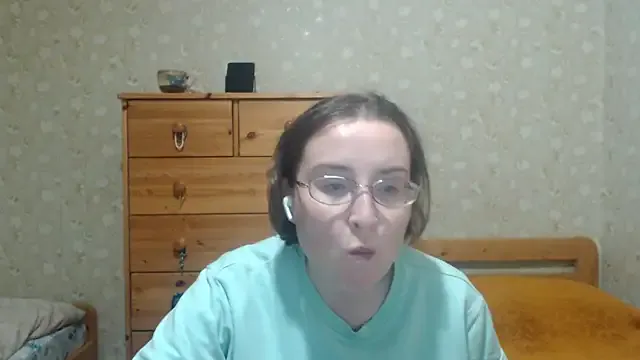 LauCamila – webcam model profile photo Image 10