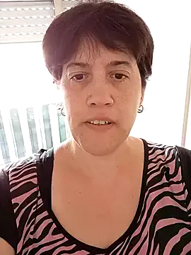 CarleeVelvet – webcam model profile photo Image 17