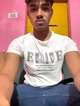 ScandalXX22 – webcam model profile photo Image 3