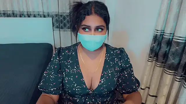 NinaMuller – webcam model profile photo Image 9