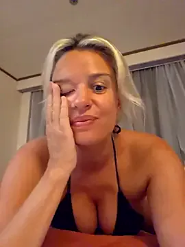 AngelWalker26 – webcam model profile photo Image 13