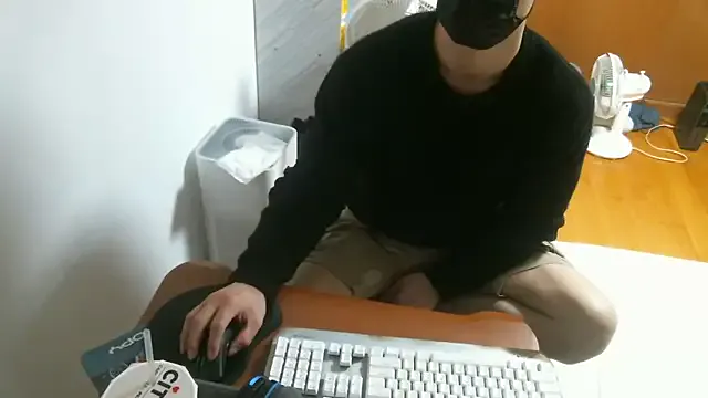 itscharlie_adams webcam show Image 5