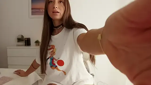 AryaMyers – webcam model profile photo Image 19