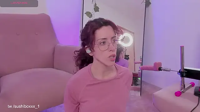 akamilasweetcm101 – webcam model profile photo Image 4