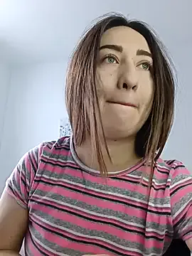 AlenaKeys – webcam model profile photo Image 13