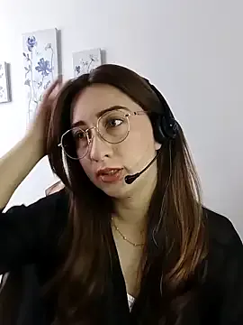 AlenaKeys – webcam model profile photo Image 18