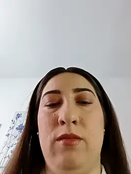 AlenaKeys – webcam model profile photo Image 19