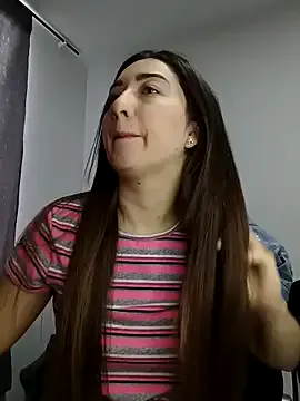 AlenaKeys – webcam model profile photo Image 9