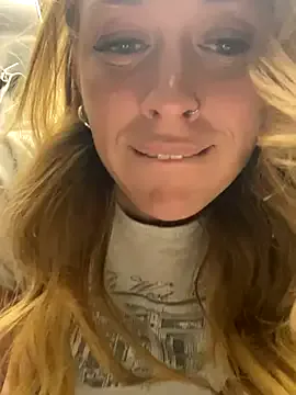 curvyflawless – webcam model profile photo Image 13