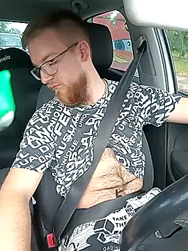 YourScarlettSweetheart – webcam model profile photo Image 17