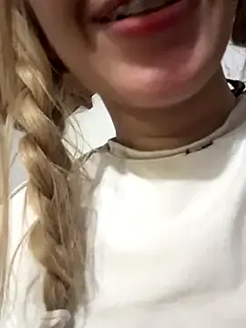 EddieAdams – webcam model profile photo Image 10