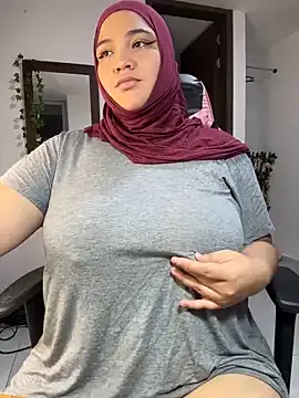 NinaMuller – webcam model profile photo Image 4