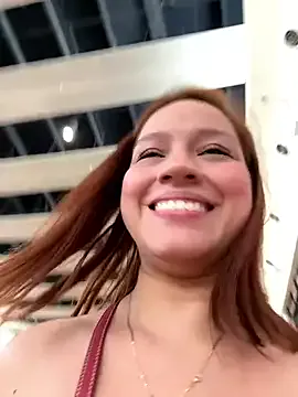 charlotte_blossom – webcam model profile photo Image 7