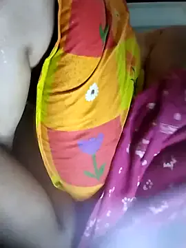 akamilasweetcm101 – webcam model profile photo Image 3