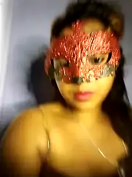 akamilasweetcm101 – webcam model profile photo Image 4