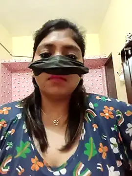 Mileyberry – webcam model profile photo Image 10