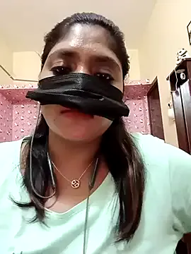 Mileyberry – webcam model profile photo Image 11