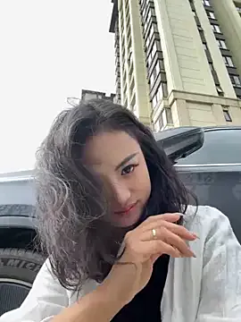 Miya_Nika – webcam model profile photo Image 4