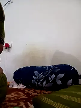 akamilasweetcm101 – webcam model profile photo Image 2