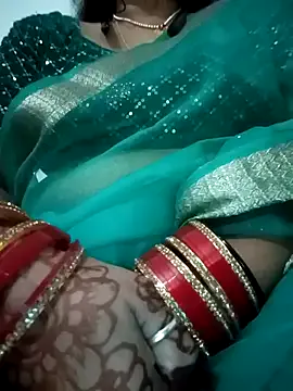 akamilasweetcm101 – webcam model profile photo Image 9