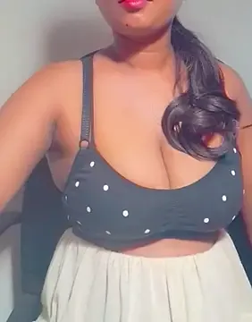 Kate_Adventurous – webcam model profile photo Image 3