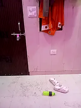 akamilasweetcm101 – webcam model profile photo Image 9