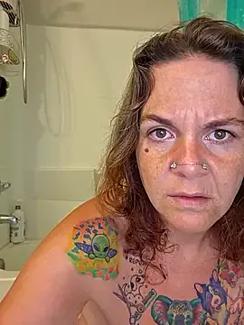 LynxRosenn – webcam model profile photo Image 8