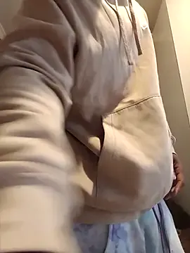 ValenttinaDuboiss – webcam model profile photo Image 10